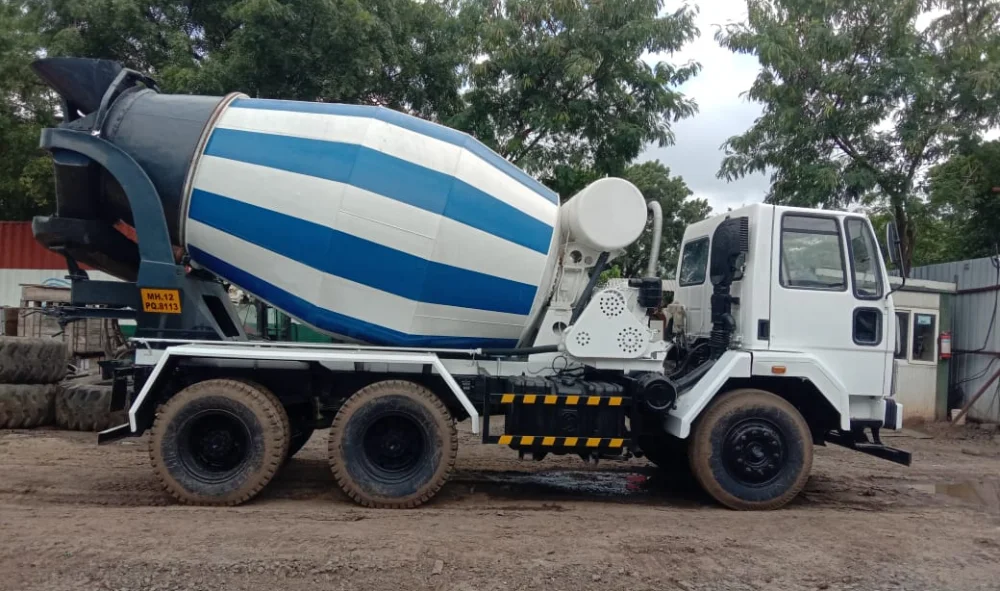 Ashok Leyland 2518 Transit Mixer
